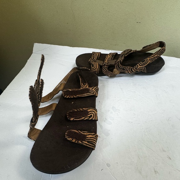 Vionic Amber Adjustable Straps Arch Support Sandals Shoes Vegan Eva Orthaheel 6 - Picture 5 of 13